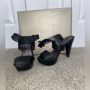 Brand new women’s heels